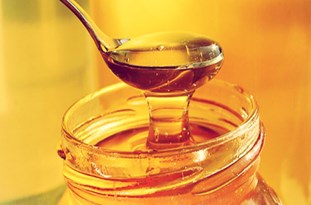 ۹۵۰ کیلوگرم عسل تقلبی در الیگودرز کشف شد