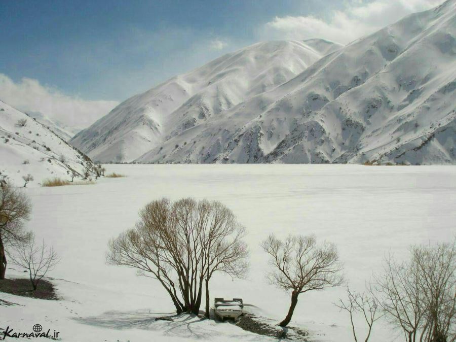  طبیعت زمستانی دریاچه گهر نگین اشترانکوه