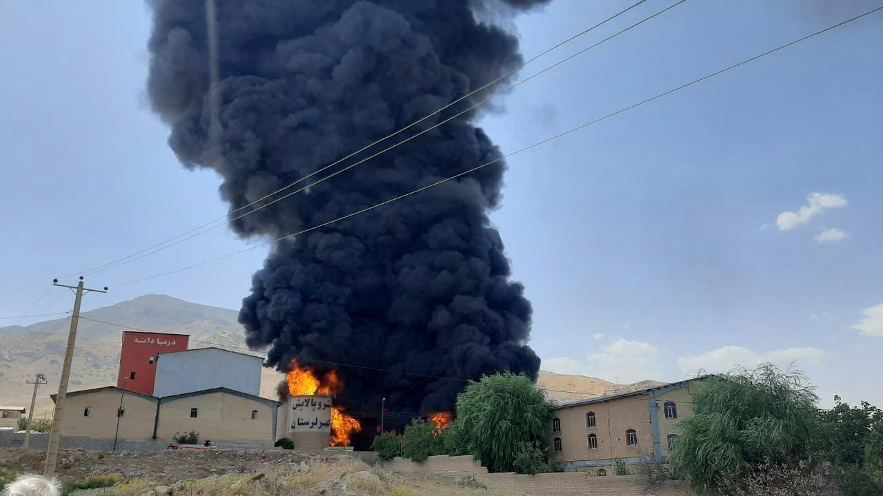آتش‌سوزی در «پترو پالایش گهر» مهار شد / نیروهای آتش‌نشانی آماده‌باش هستند 